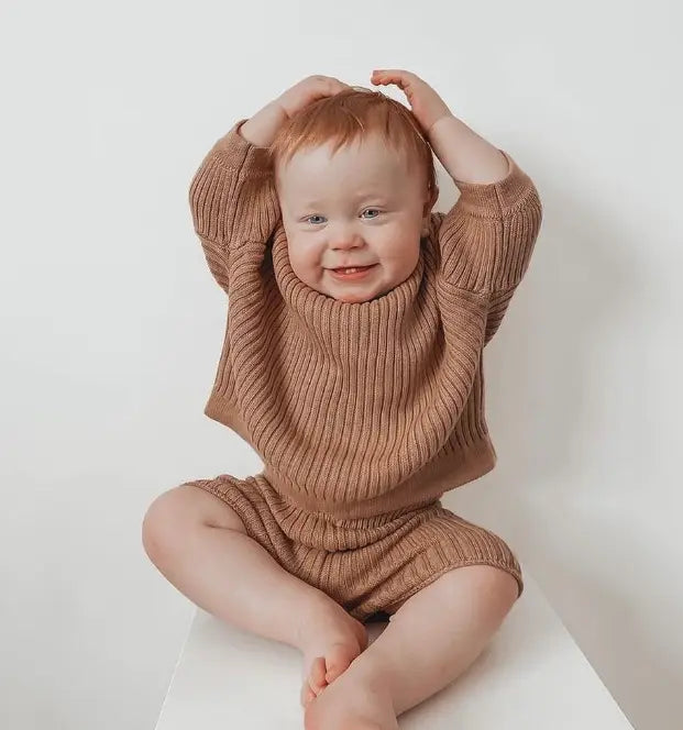 Happy Baby In Cocoa Ribbed Knit Shorts